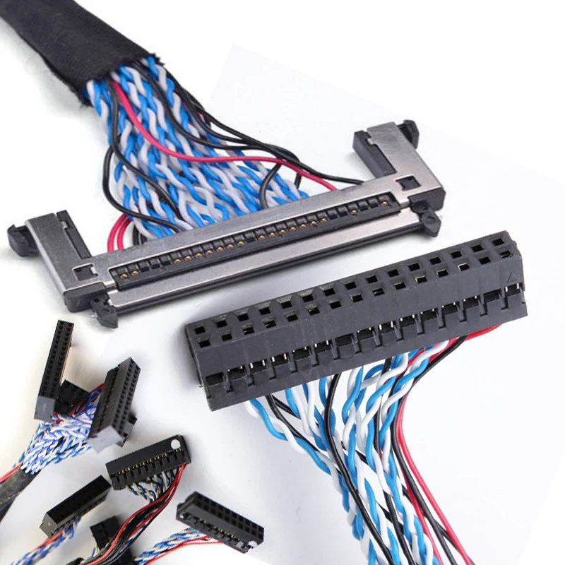 ケーブルアセンブリ · 0.3mm~13mm · 接点数: 32