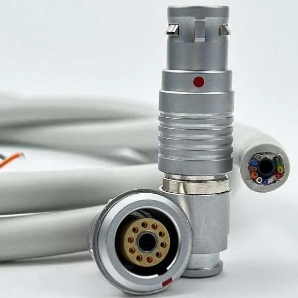 推拉自锁连接器 · 防护等级 IP50